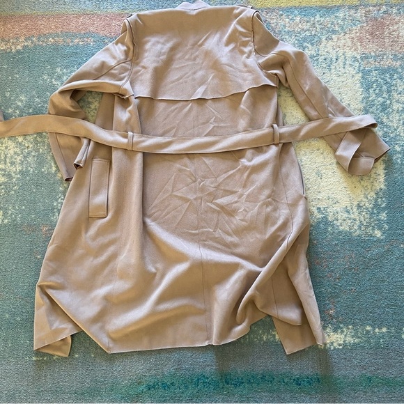 H&M Beige Suede Belted Trench Coat - Picture 9 of 9
